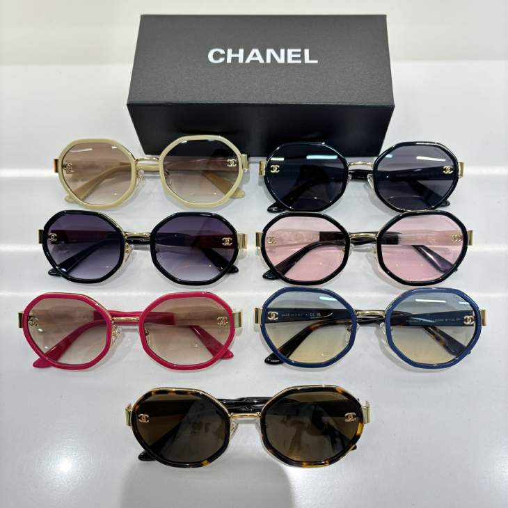 Picture of Chanel Sunglasses _SKUfw77619337fw